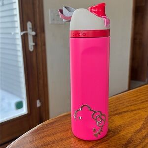Owala pink water bottle hello kitty